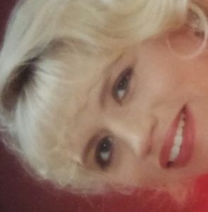 Meet your Posher, Edna